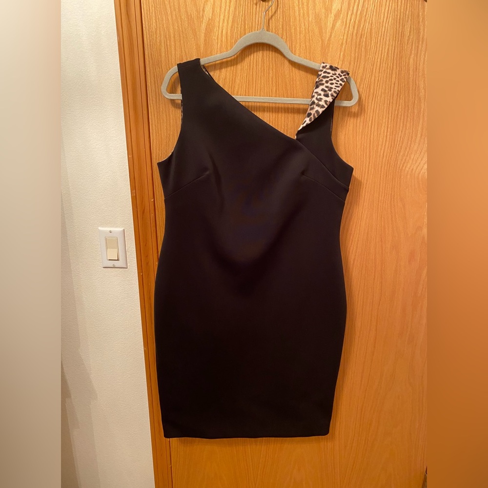 Nwot Calvin Klein size 14 black dress with leopard print lining - Picture 1 of 4